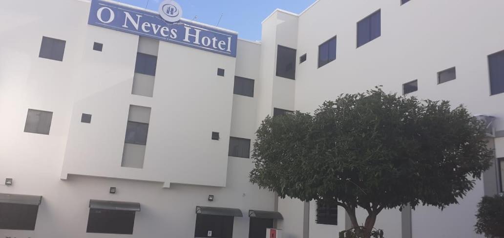 O Neves Hotel 구아남비 외부 사진