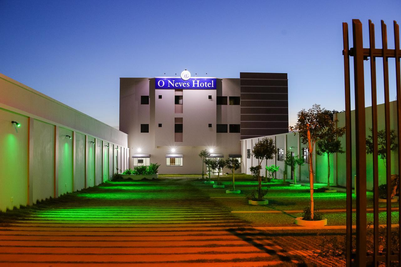 O Neves Hotel 구아남비 외부 사진