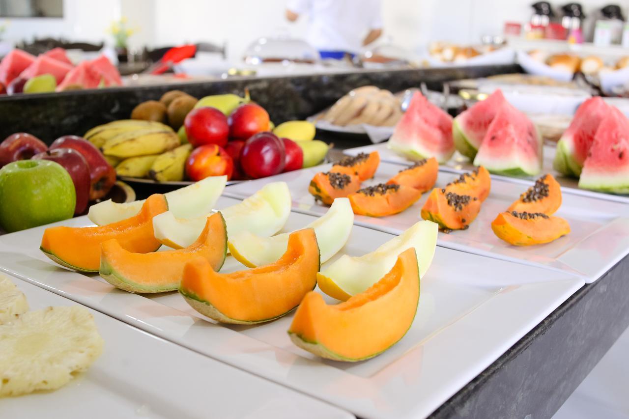 O Neves Hotel 구아남비 외부 사진